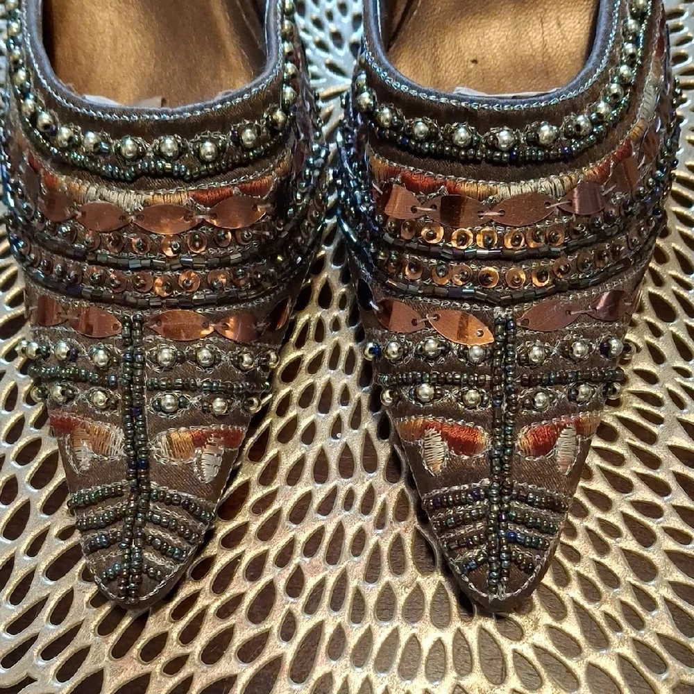 Blue Suede Shoes - Picture 3 of 8